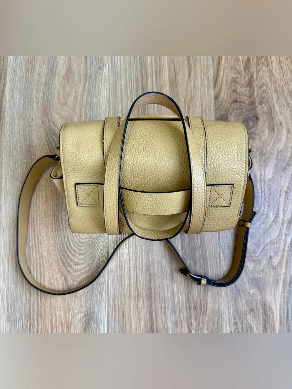 Liebeskind Berlin Trudie XS Pebbled Leather Satchel Crossbody Bag Curry